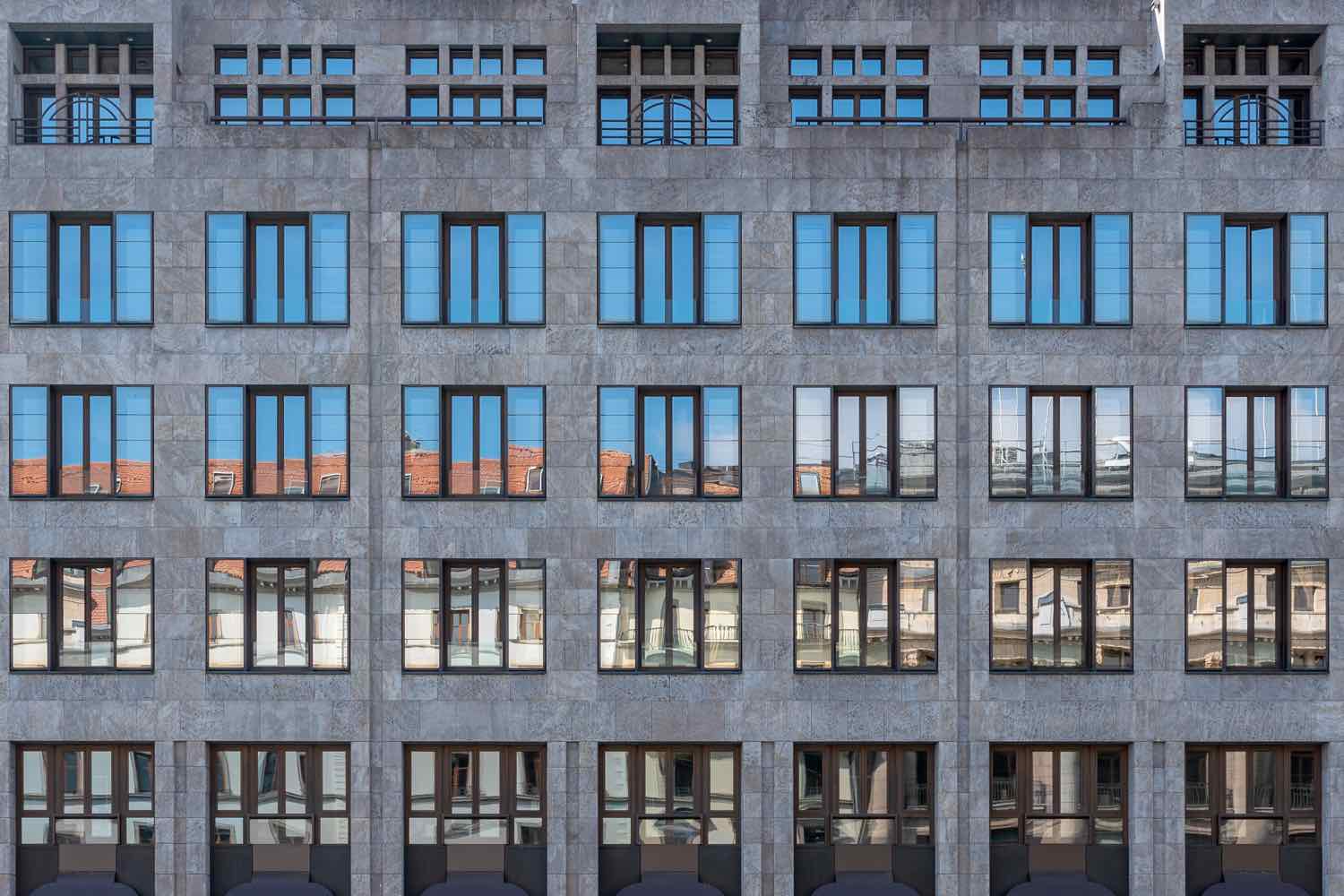 BCGE Quai de l’Ile - Genève - Face vitrée