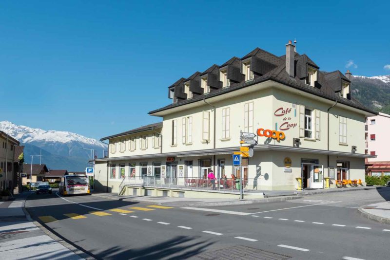 Coop Leytron - Extérieur